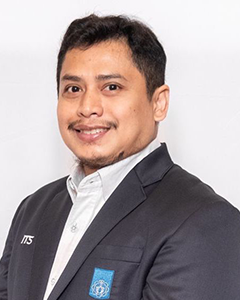 Dr. Adi Setyo Purnomo